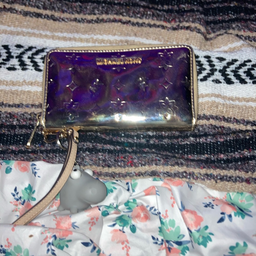 Micheal kors wallet